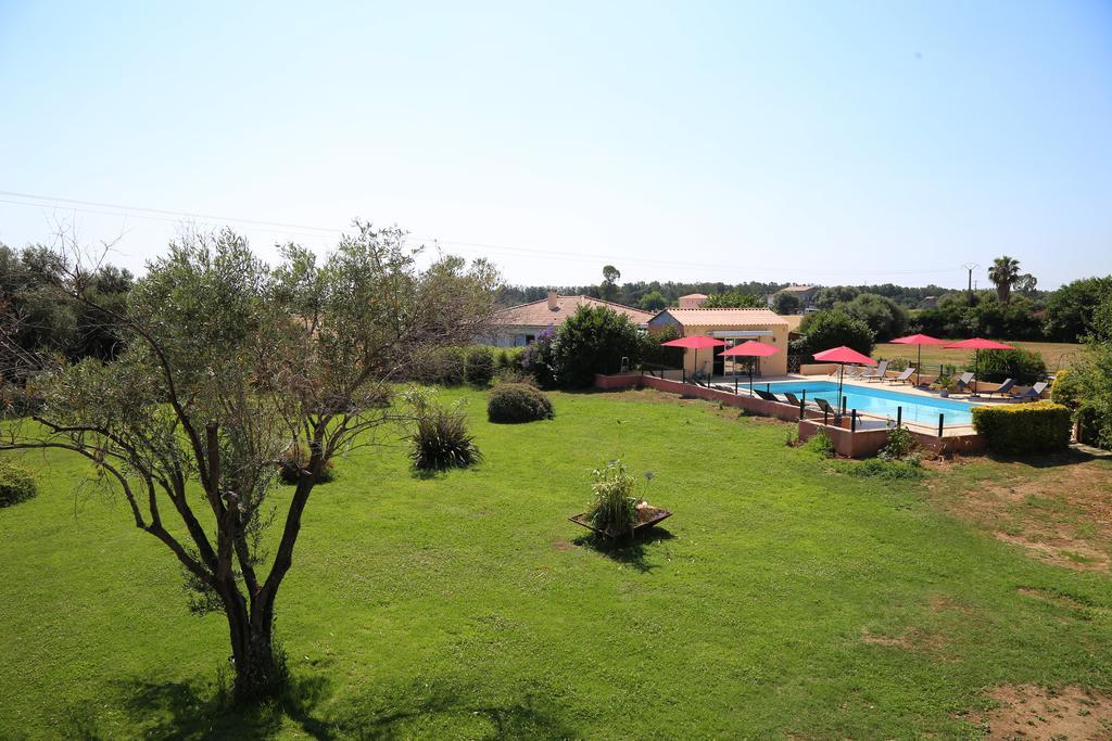 Hotel Les Jardins Lucciana  Exterior photo