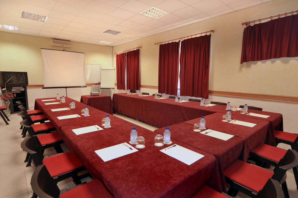 Hotel Les Jardins Lucciana  Exterior photo